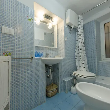 Altido Vieni Vivi E Pernotta Apartment *